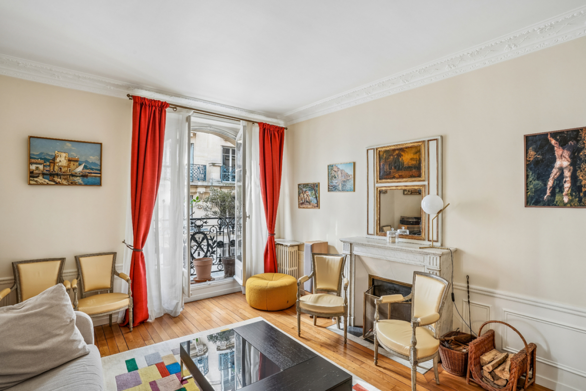 Luxury Apartment for sale in Paris 18ème, 1 230 000 €, Photo 3