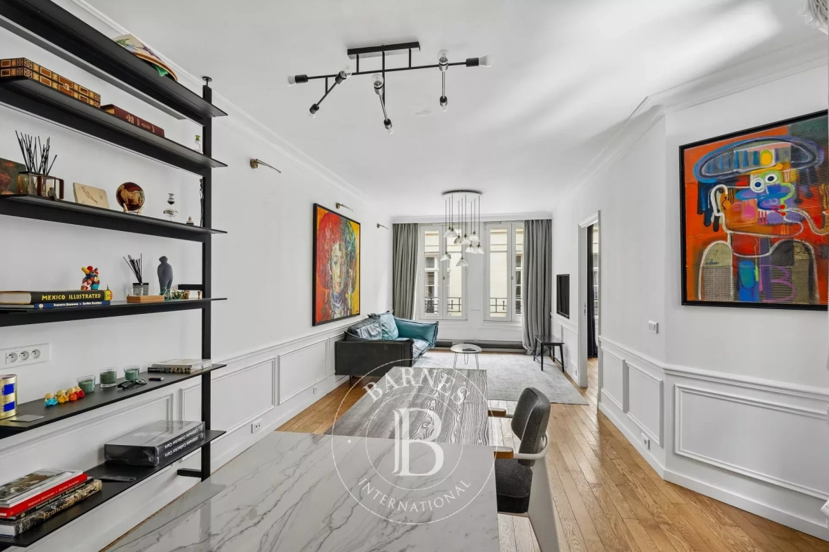 Luxury Apartment for sale in Paris 6Ème, 1 100 000 €, Photo 1