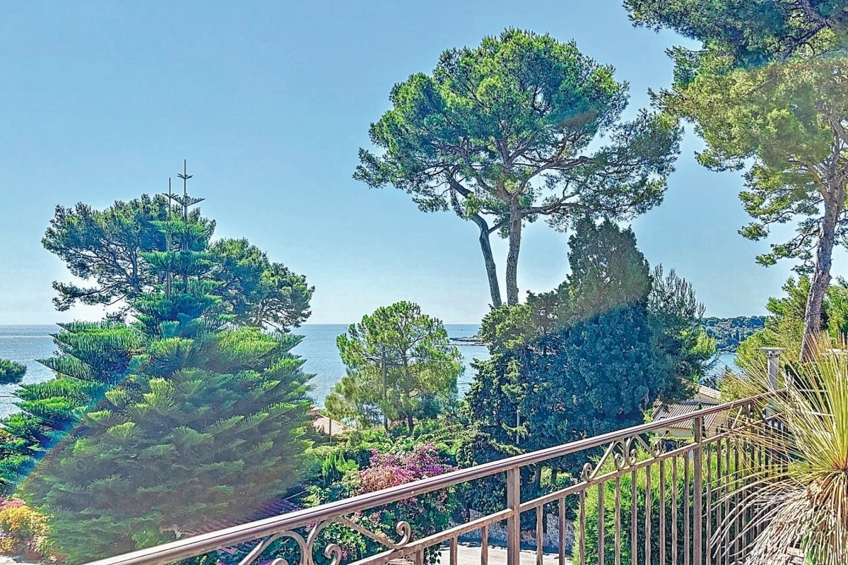 Luxury House for sale in Cap d'Antibes, 3 180 000 €, Photo 2