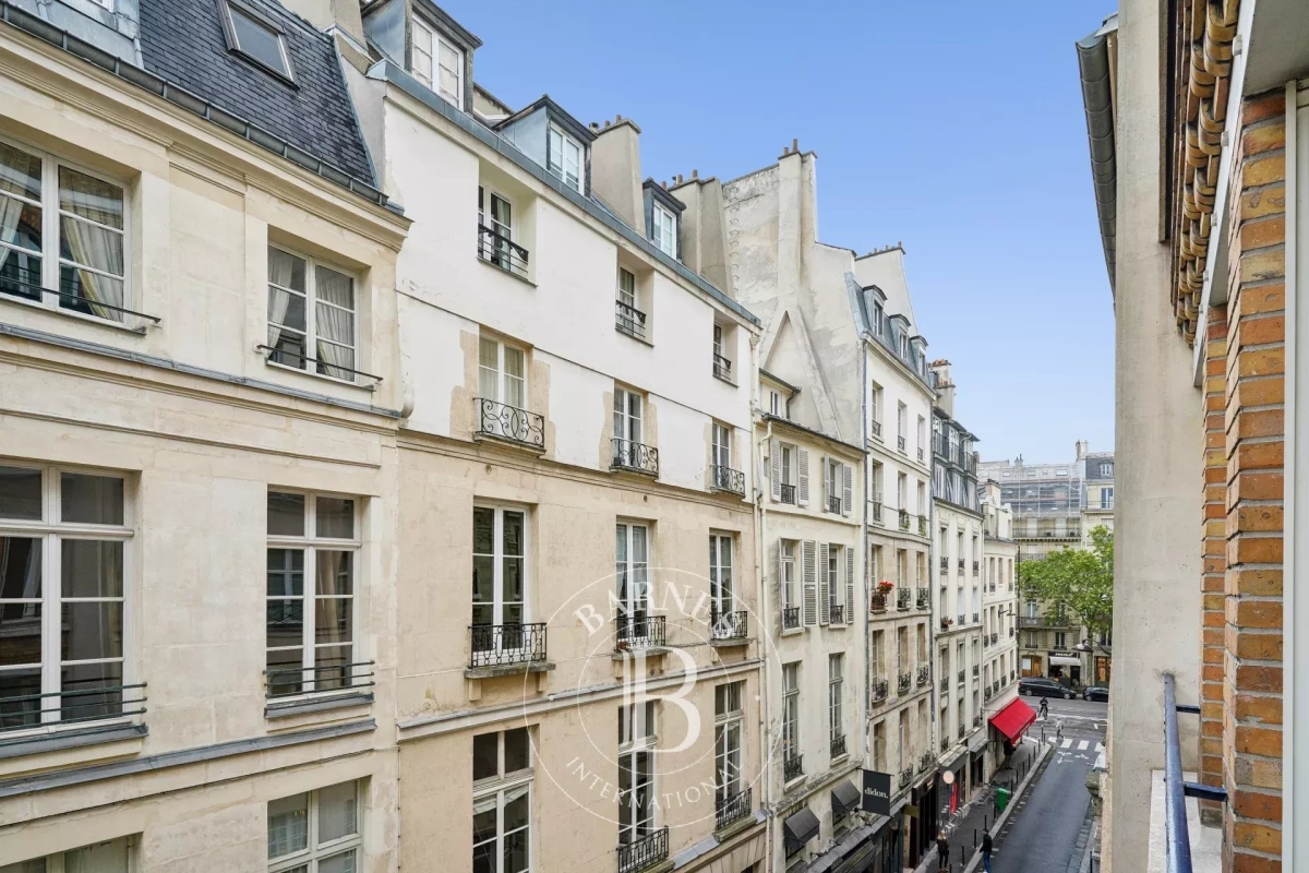 Luxury Apartment for sale in Paris 6Ème, 1 100 000 €, Photo 2