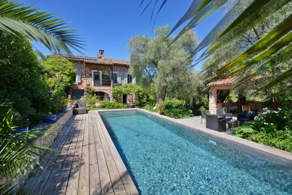Luxury House for sale in Roquefort-les-Pins, 975 000 €, Photo 2