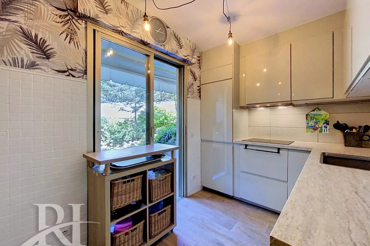 Appartement de luxe à vendre à Cannes, 685 000 €, Photo 2