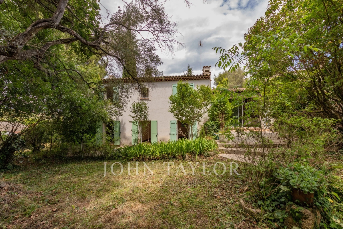 Luxury House for sale in Antibes, 1 090 000 €, Photo 3