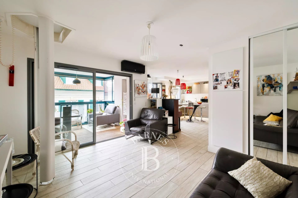 Luxury Apartment for sale in Saint-Jean-de-Luz, 1 375 000 €, Photo 3