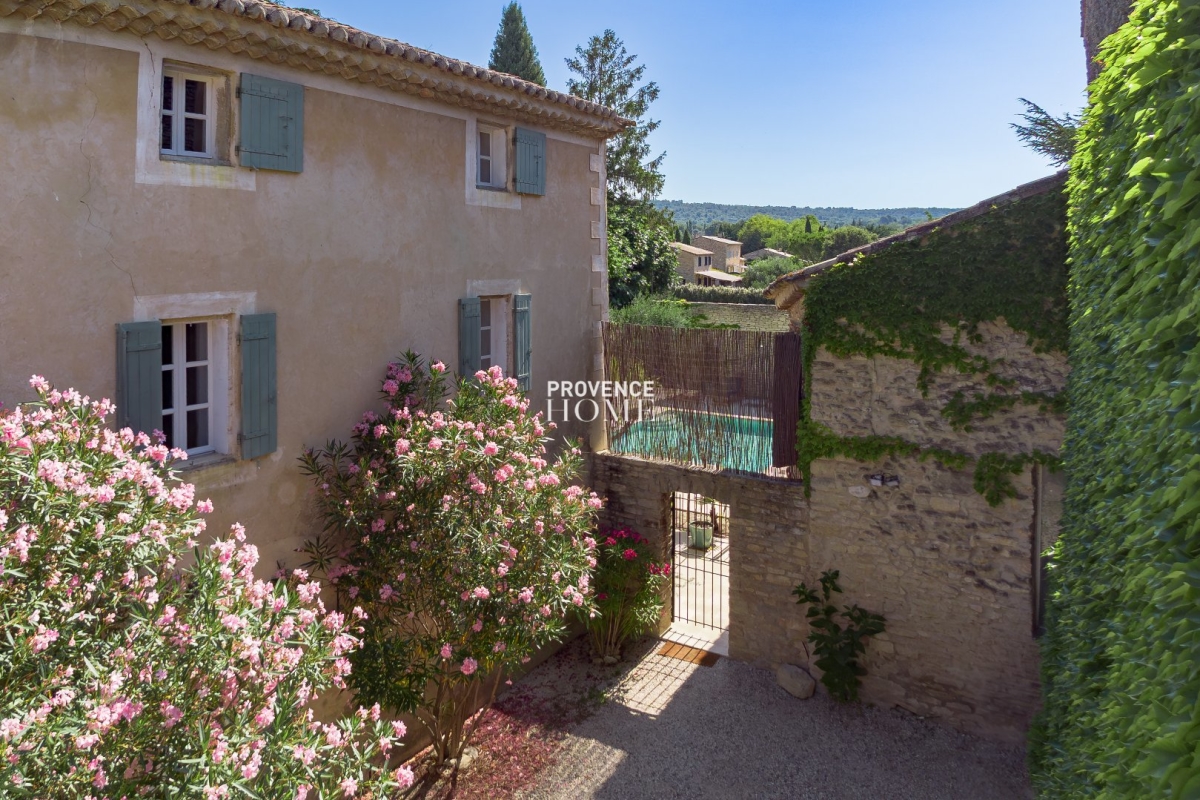 Luxury House for sale in Gordes, 2 200 000 €, Photo 4