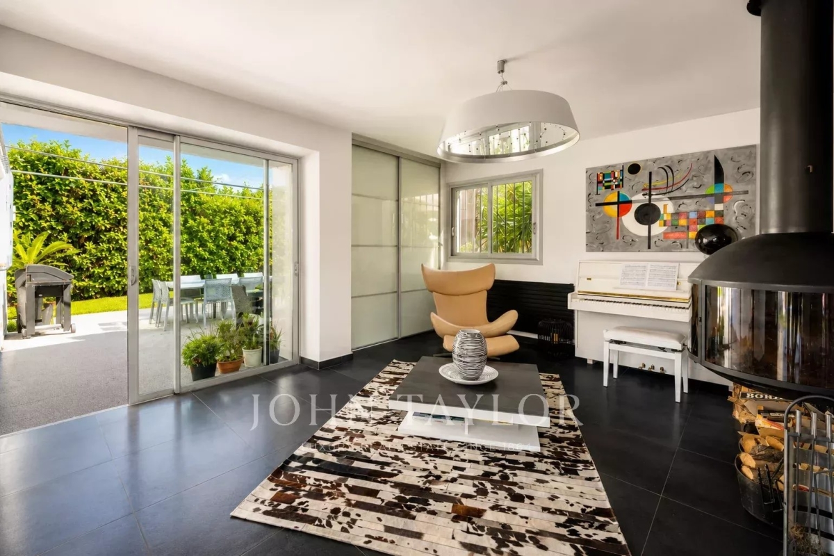 Luxury House for sale in Cagnes-sur-Mer, 1 690 000 €, Photo 6