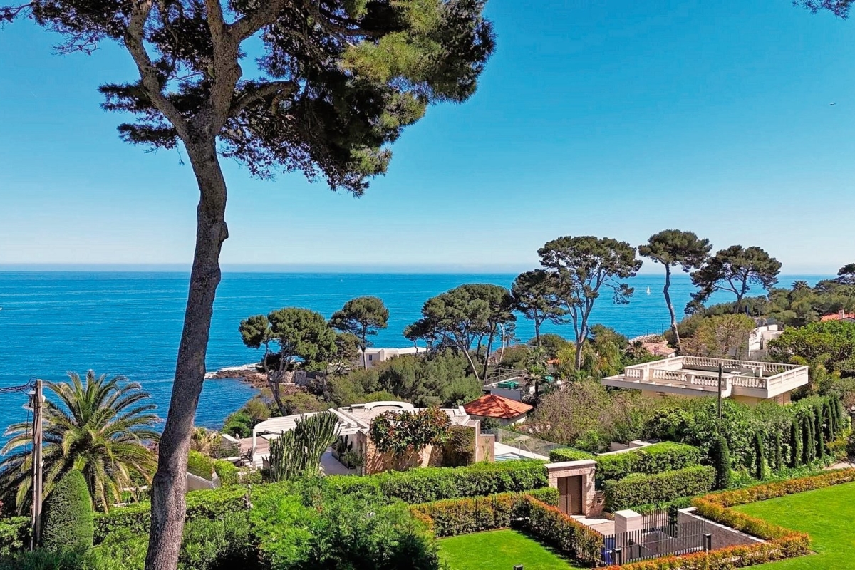 Luxury House for sale in Cap d'Antibes, 3 200 000 €, Photo 1