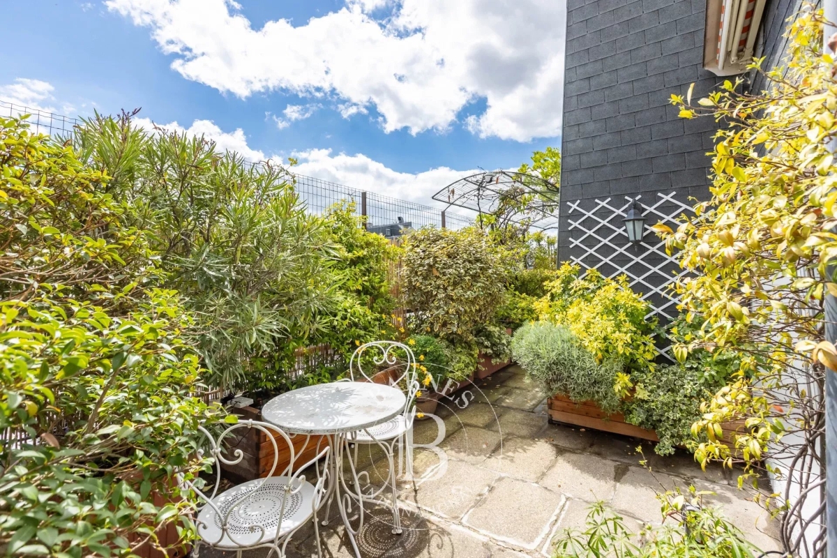Luxury Apartment for sale in Paris 15ème, 1 390 000 €, Photo 1