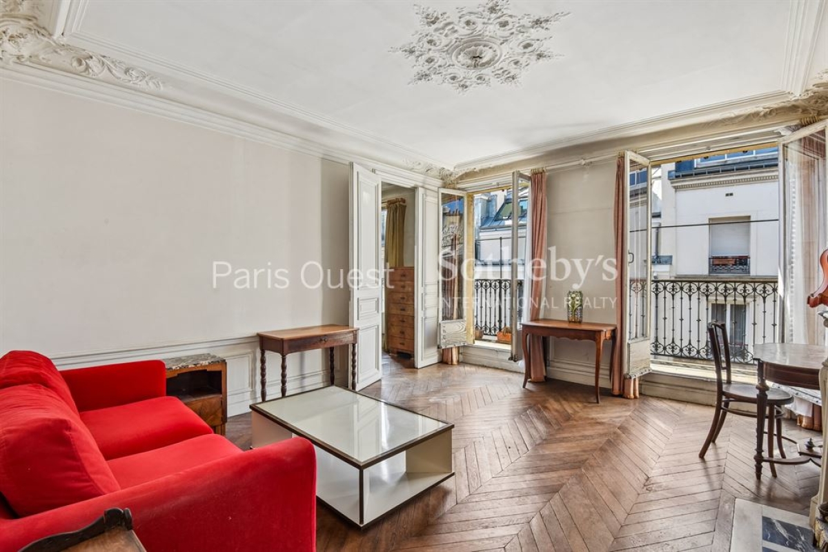 Luxury Apartment for sale in Paris 6Ème, 1 295 000 €, Photo 2
