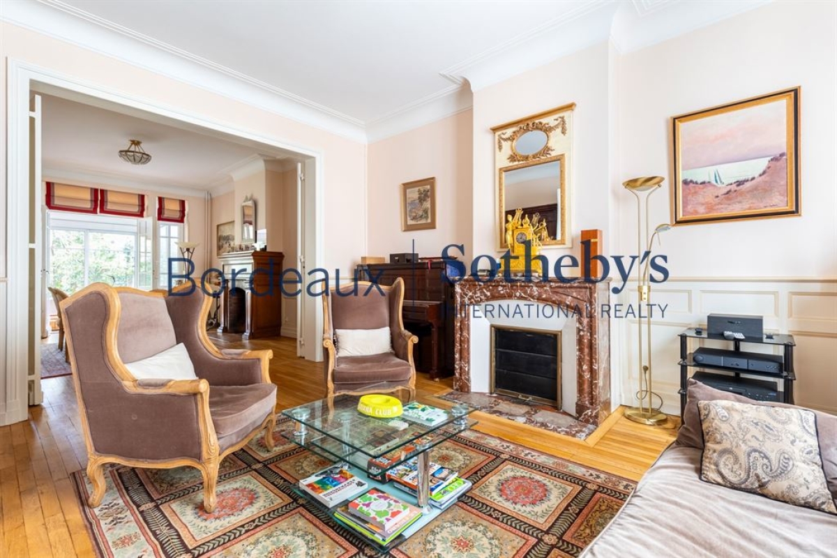 Maison de luxe à vendre à Bordeaux, 2 190 000 €, Photo 3