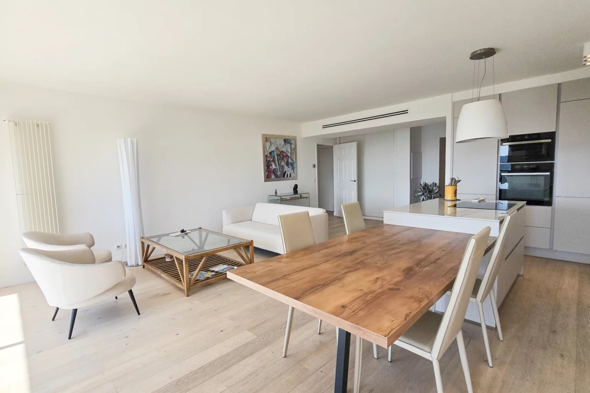 Luxury Apartment for sale in Mandelieu-la-Napoule, 995 000 €, Photo 4