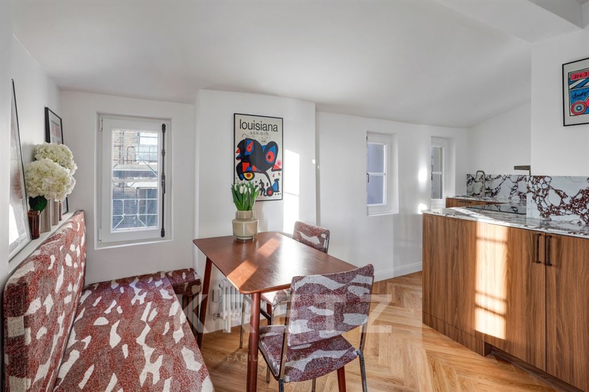 Luxury Apartment for sale in Paris 9ème, 700 000 €, Photo 6