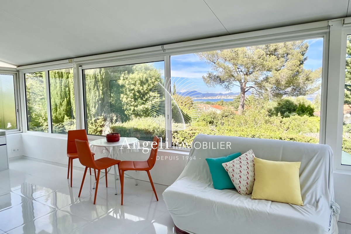 Maison de luxe à vendre à Saint-Aygulf, 589 000 €, Photo 3