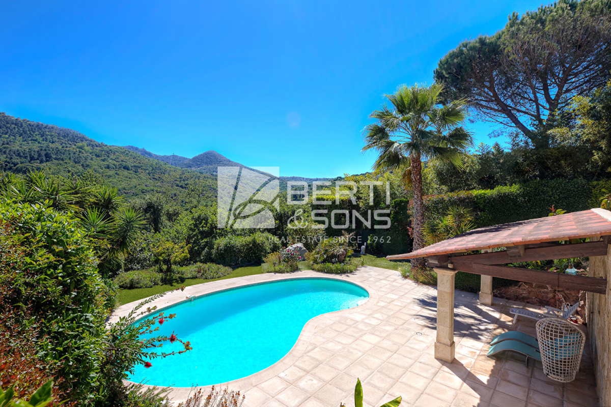 Maison de luxe à vendre à Les Adrets de l'Esterel, 990 000 €, Photo 4