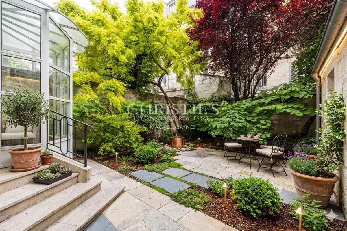 Luxury Apartment for sale in Bordeaux, 945 000 €, Photo 3