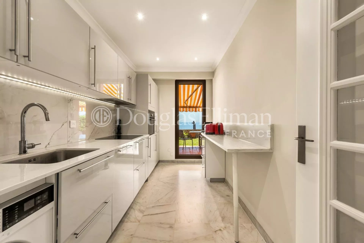 Luxury Apartment for sale in Roquebrune-Cap-Martin, 1 950 000 €, Photo 6