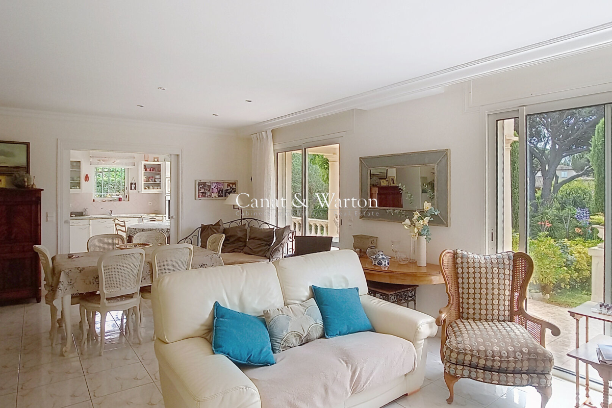 Maison de luxe à vendre à Saint-Raphaël, 978 000 €, Photo 3