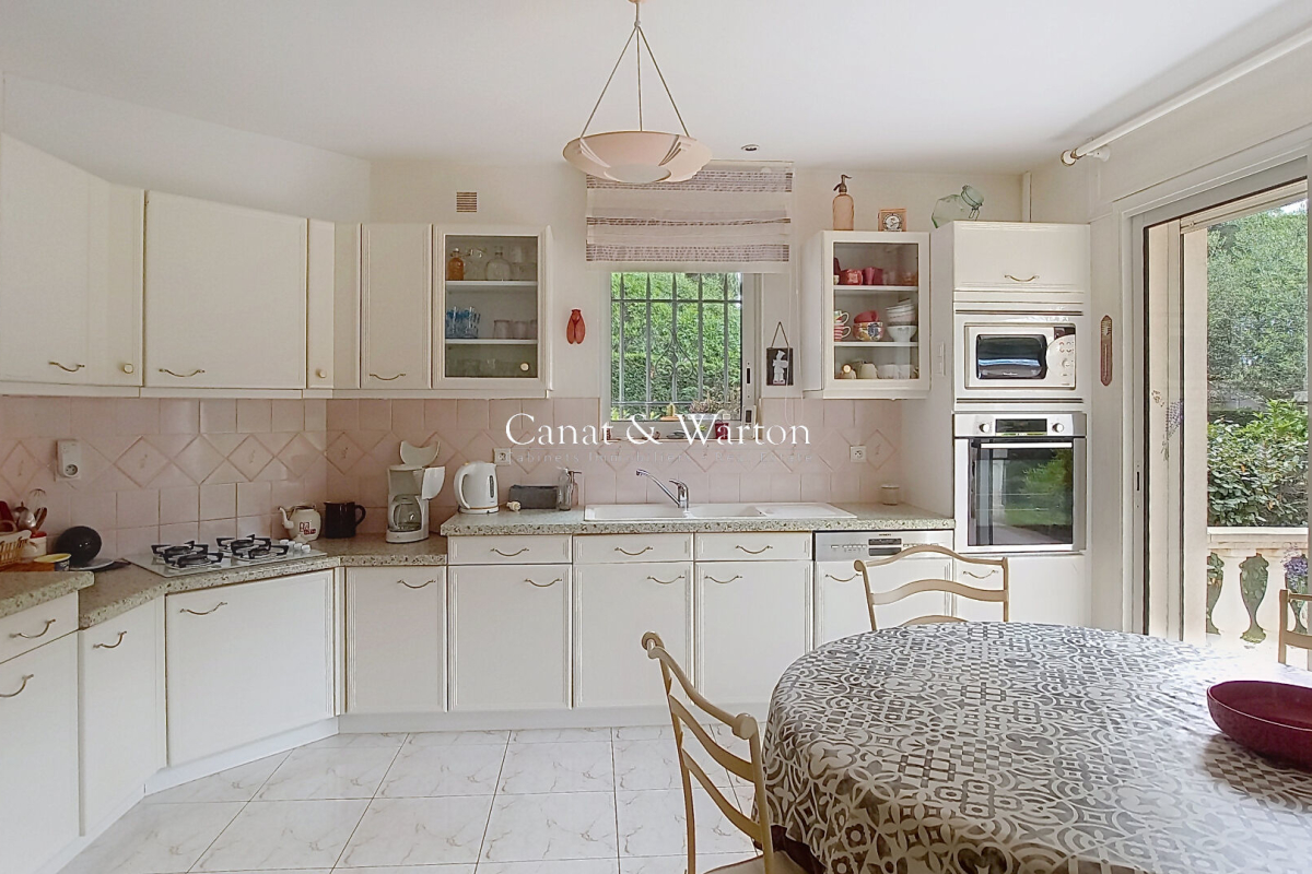 Maison de luxe à vendre à Saint-Raphaël, 978 000 €, Photo 4