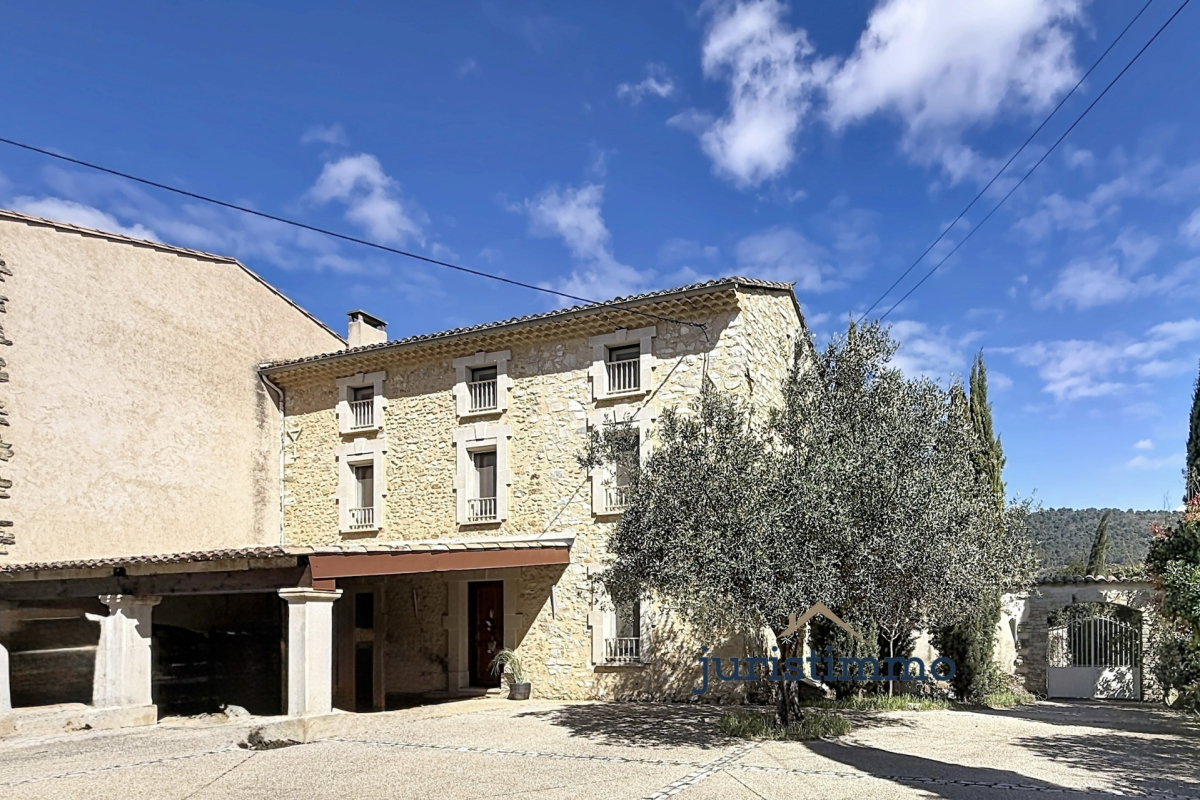 Maison de luxe à vendre à Vaison-la-Romaine, 695 000 €, Photo 2