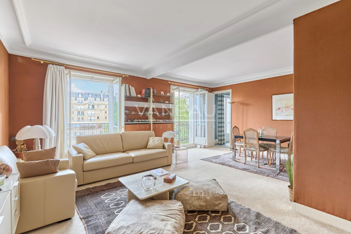Luxury Apartment for sale in Paris 15Ème, 1 260 000 €, Photo 3