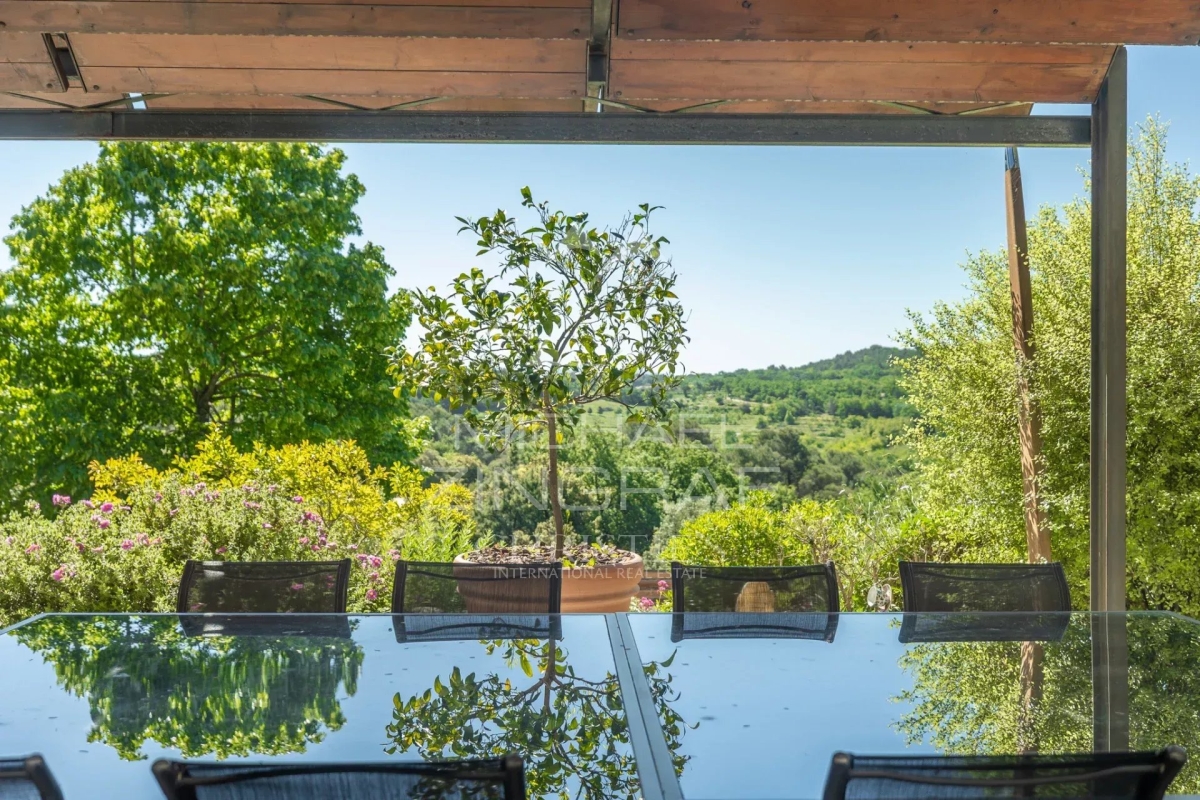 Maison de luxe à vendre à Murs, 2 650 000 €, Photo 3