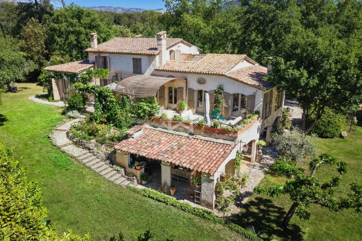 Luxury House for sale in Valbonne, 2 690 000 €, Photo 4