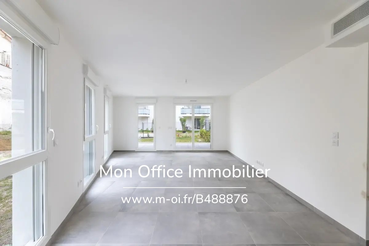 Luxury Apartment for sale in Marseille 8ème, 500 000 €, Photo 4