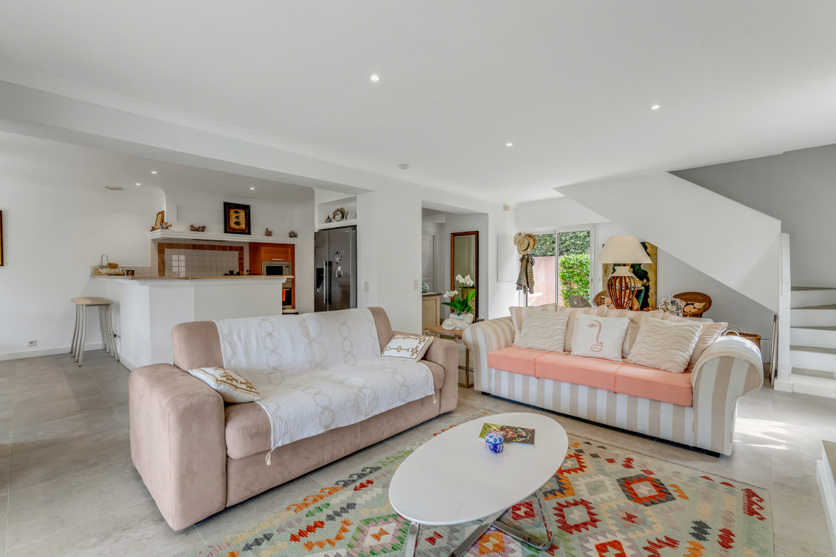Maison de luxe à vendre à Sainte-Maxime, 998 000 €, Photo 3