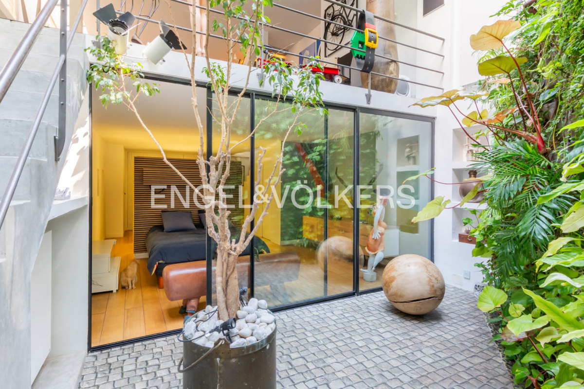 Luxury Apartment for sale in Paris 18ème, 1 900 000 €, Photo 3