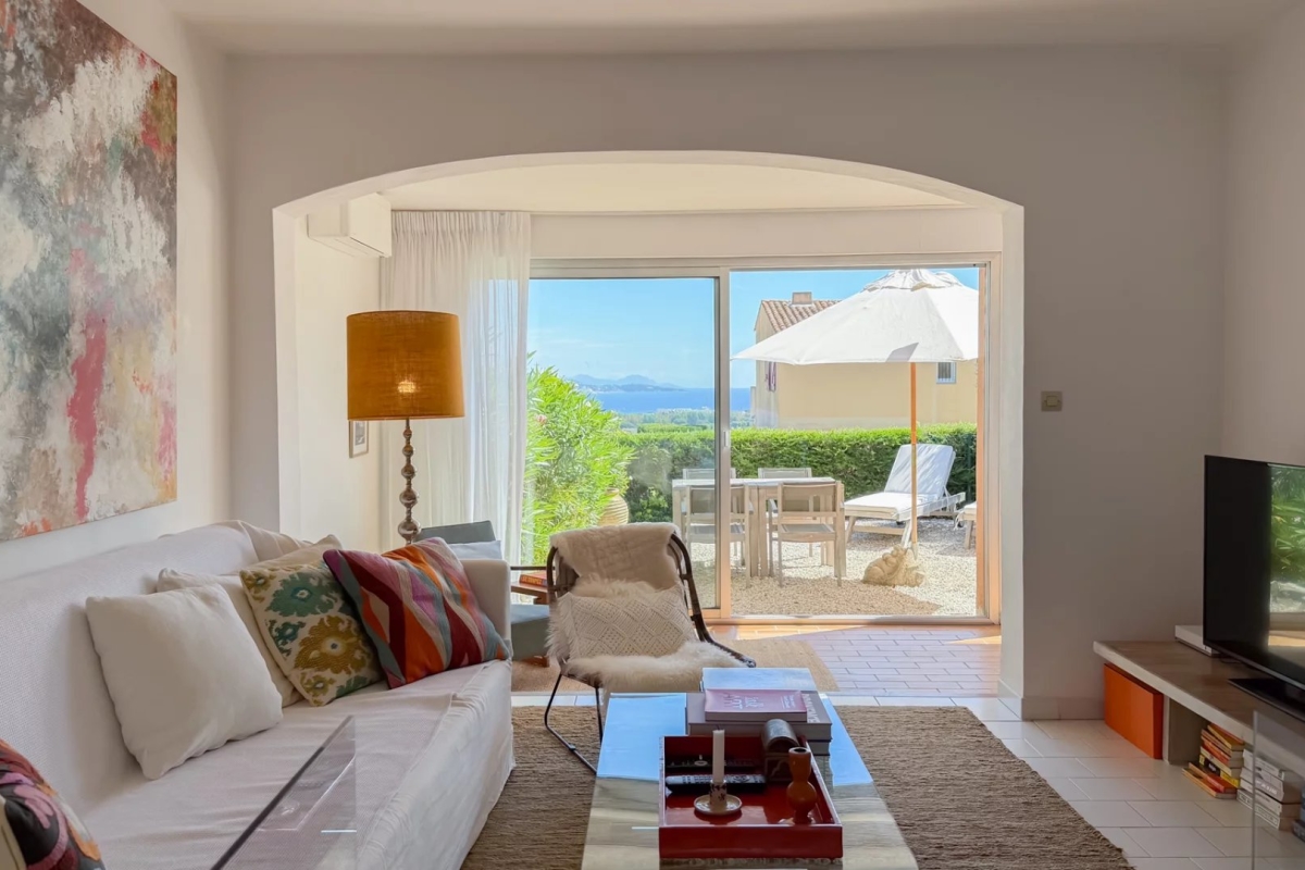 Luxury Apartment for sale in Cogolin, 485 000 €, Photo 5
