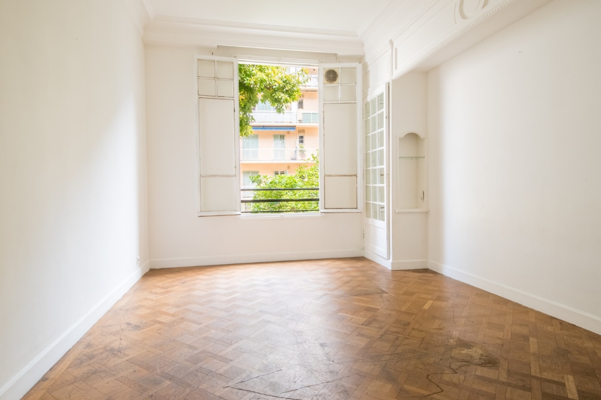 Appartement de luxe à vendre à Nice, 380 000 €, Photo 2