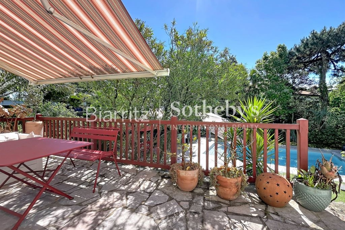 Luxury House for sale in Anglet, 1 980 000 €, Photo 1