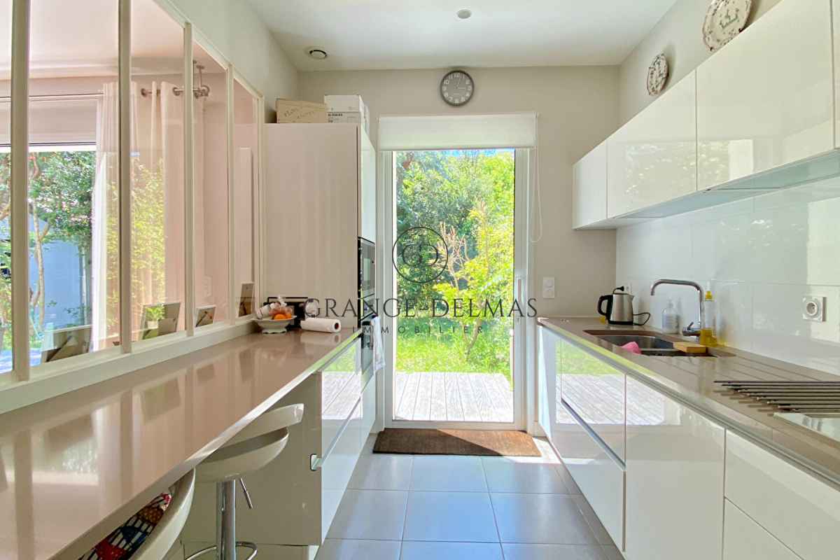 Maison de luxe à vendre à Bordeaux, 787 000 €, Photo 4