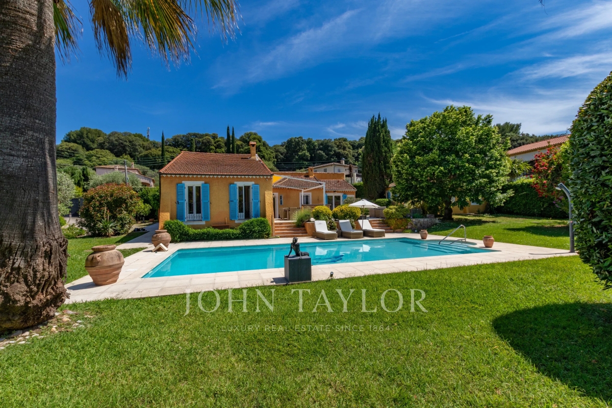 Luxury House for sale in Cap d'Antibes, 2 990 000 €, Photo 1