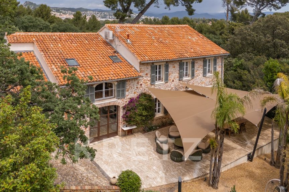 Maison de luxe à vendre à Hyères, 6 300 000 €, Photo 3