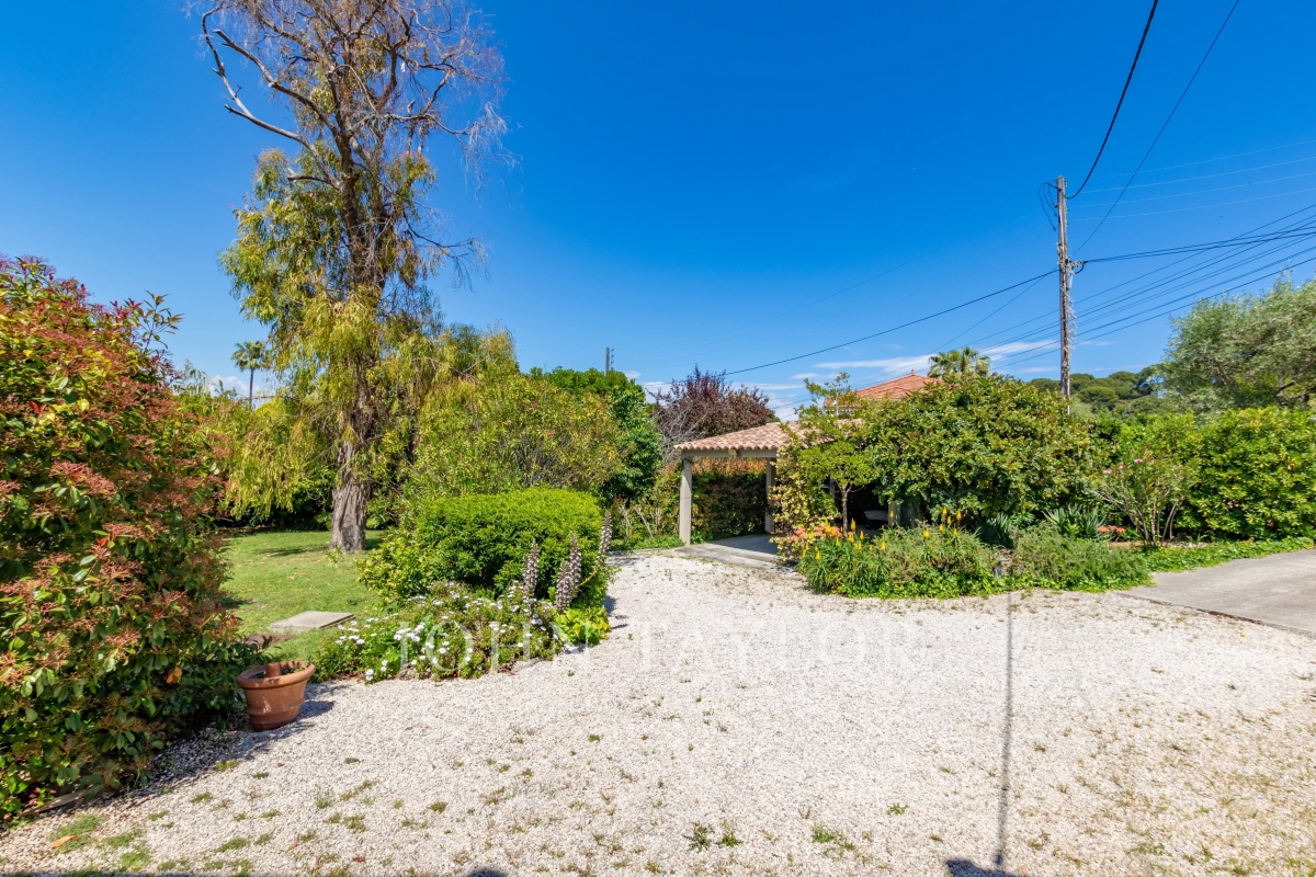 Luxury House for sale in Cap d'Antibes, 2 990 000 €, Photo 5