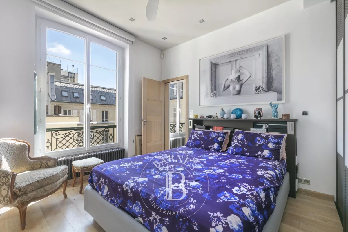 Luxury Apartment for sale in Paris 8ème, 910 000 €, Photo 7