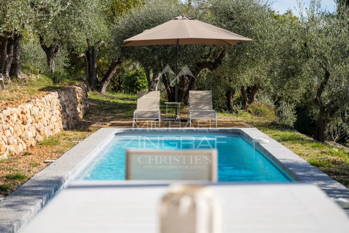 Maison de luxe à vendre à Tourrettes-sur-Loup, 1 035 000 €, Photo 2