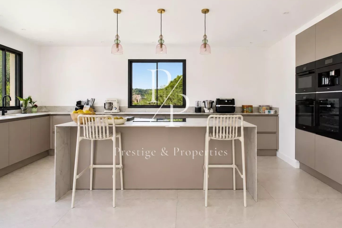 Maison de luxe à vendre à Cannes, 2 950 000 €, Photo 5