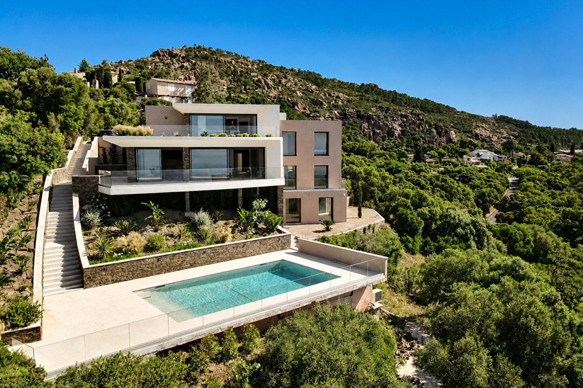 Maison de luxe à vendre à Agay, 6 100 000 €, Photo 1
