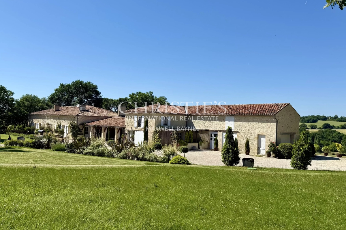 Luxury House for sale in Condom, 1 490 000 €, Photo 1