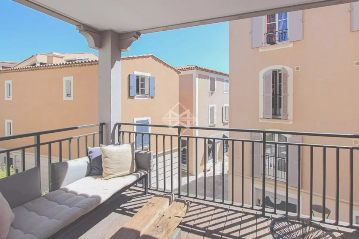 Appartement de luxe à vendre à Saint-Tropez, 1 176 000 €, Photo 1