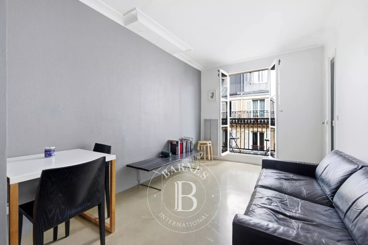 Luxury Apartment for sale in Paris 4ème, 590 000 €, Photo 3