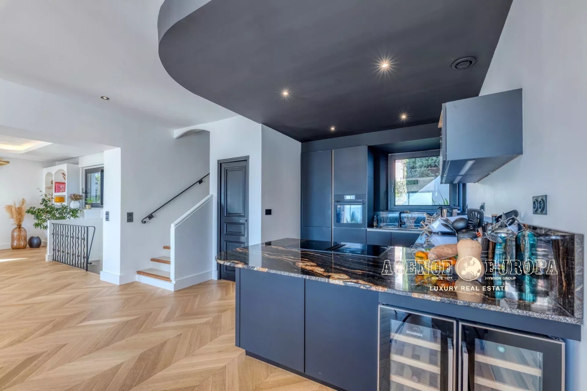 Maison de luxe à vendre à Le Golfe Juan, 2 190 000 €, Photo 7
