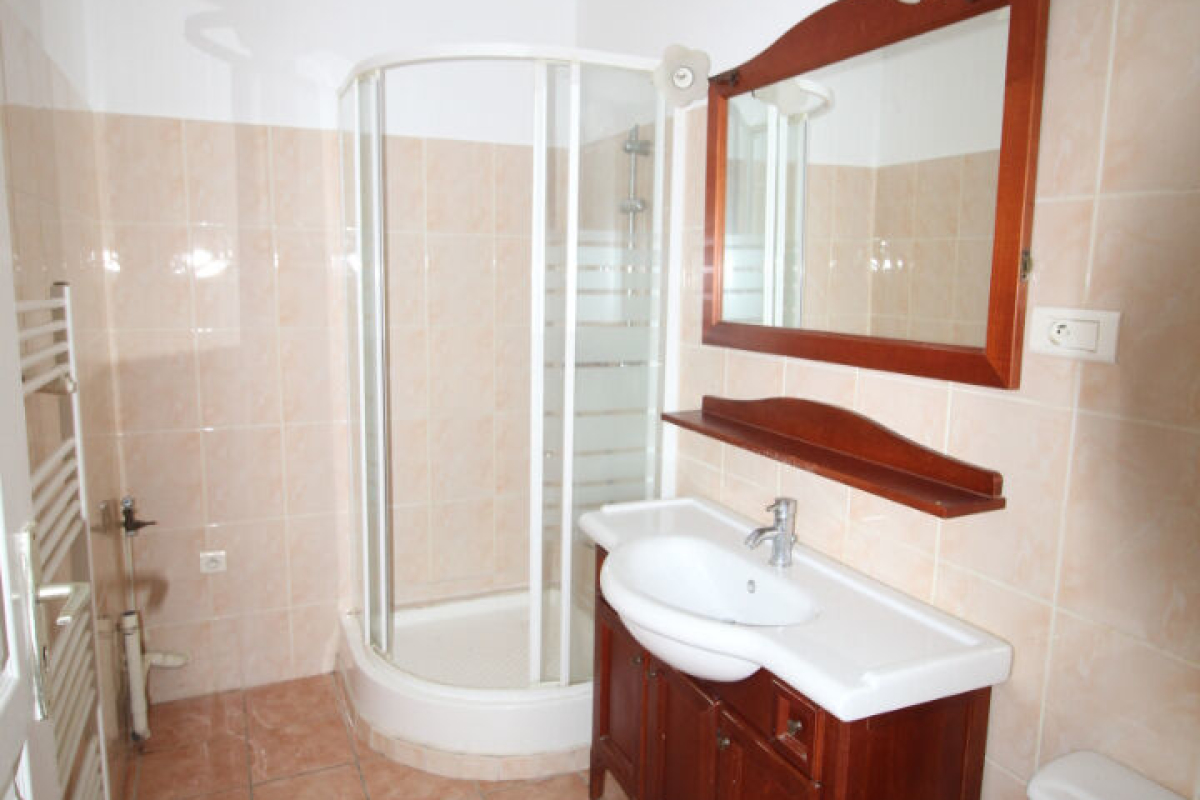 Appartement de luxe à vendre à Toulon, 88 000 €, Photo 4