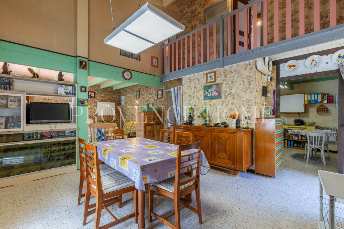 Maison de luxe à vendre à Robion, 290 000 €, Photo 6