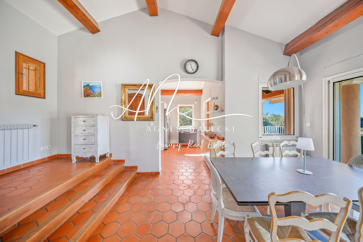 Maison de luxe à vendre à Le Lavandou, 1 890 000 €, Photo 6