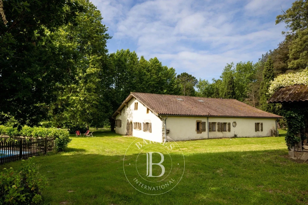 Maison de luxe à vendre à Saint-Martin-de-Seignanx, 1 060 000 €, Photo 1