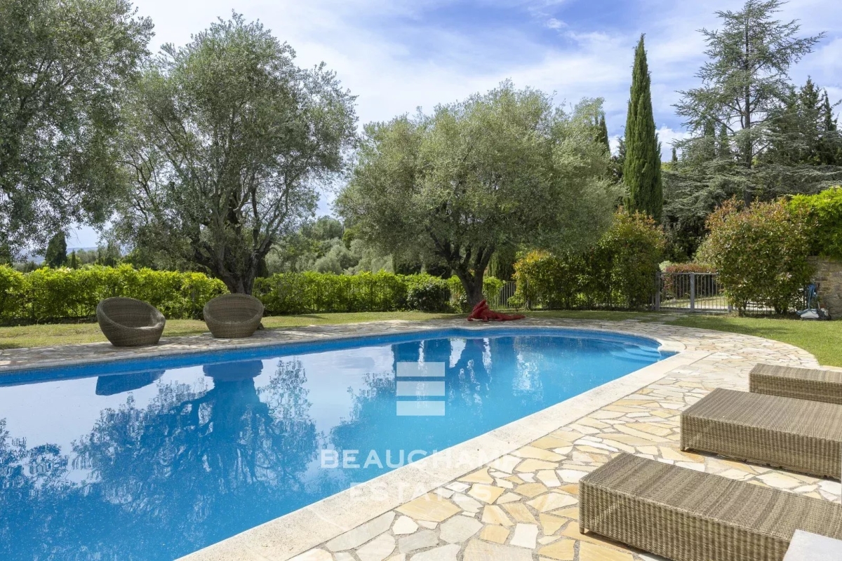Maison de luxe à vendre à Valbonne, 2 980 000 €, Photo 2