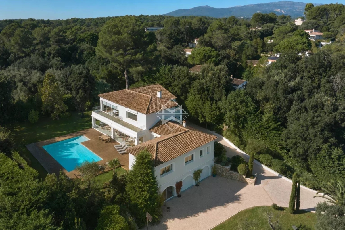 Maison de luxe à vendre à Valbonne, 2 990 000 €, Photo 2